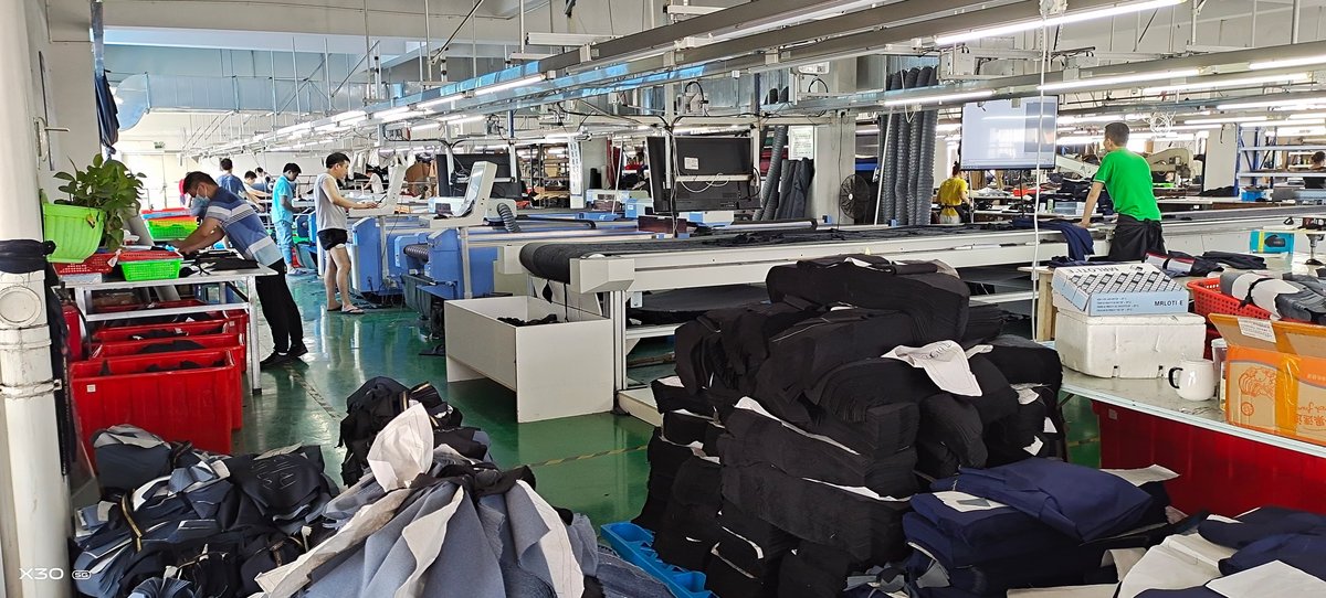 苏州衡通定制职业装有限公司工厂车间实景